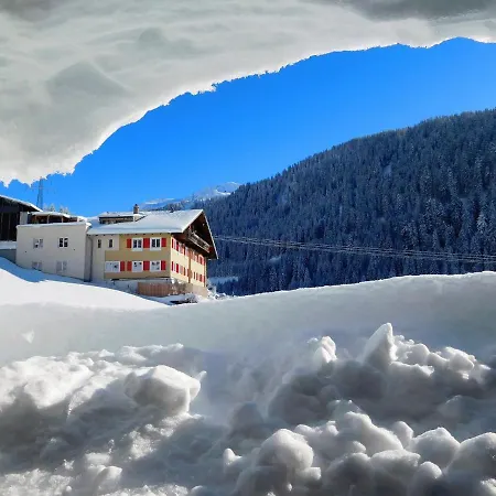 Kloesterle * Langen am Arlberg
